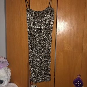 2/$30 Cheetah Print Bodycon Dress 🌸